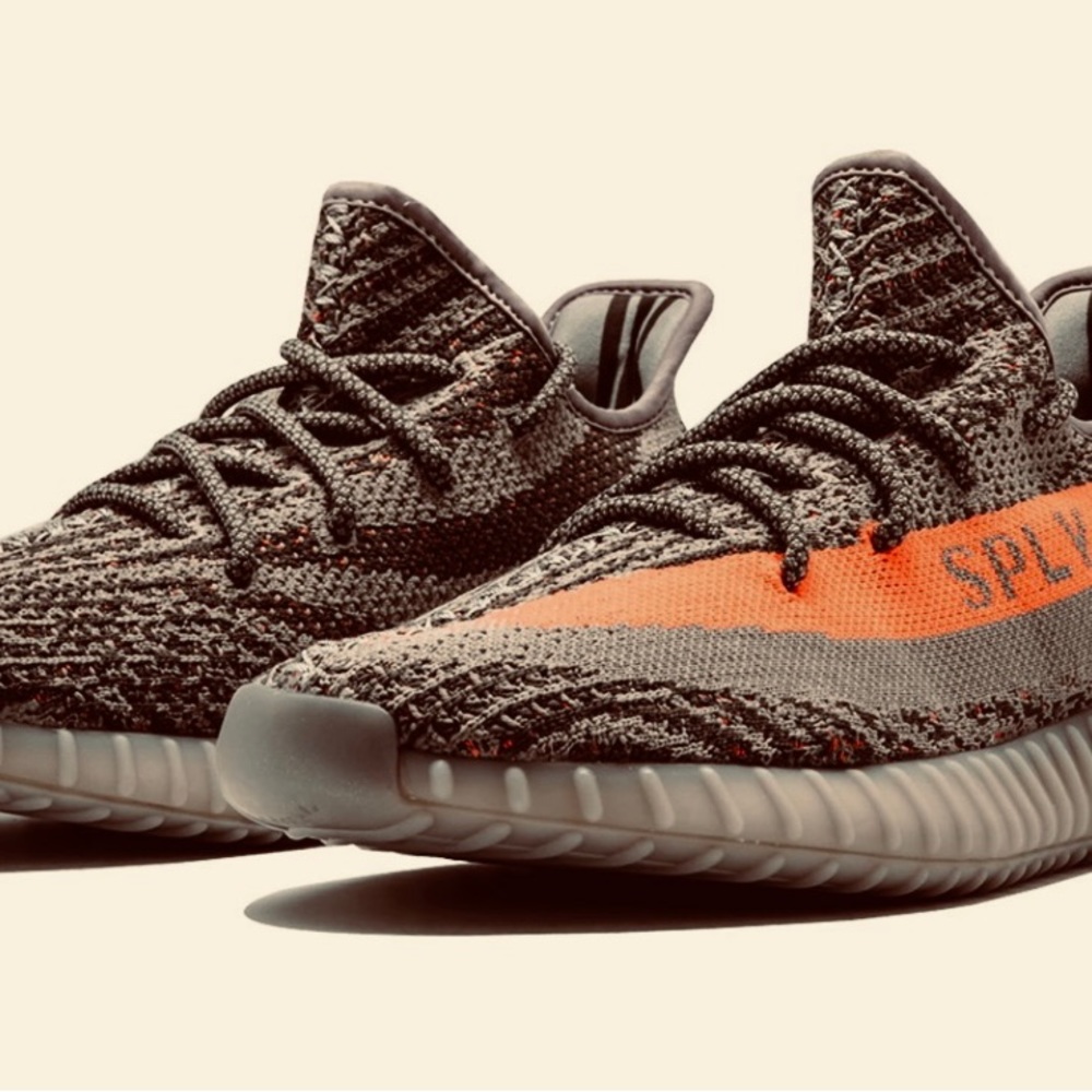 YEEZY BOOST 360 V2 AUTHENTIC!! BOYS SIZE 4.5 WOMEN SIZE 6.5!